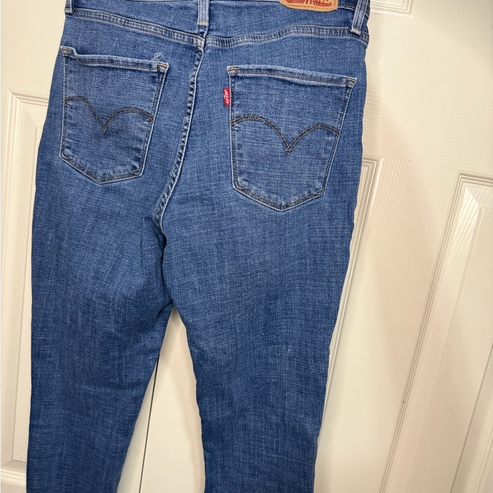 Women’s Levi's Blue Distressed High Waisted Skinny Jeans Size 28W 30L - Picture 7 of 7